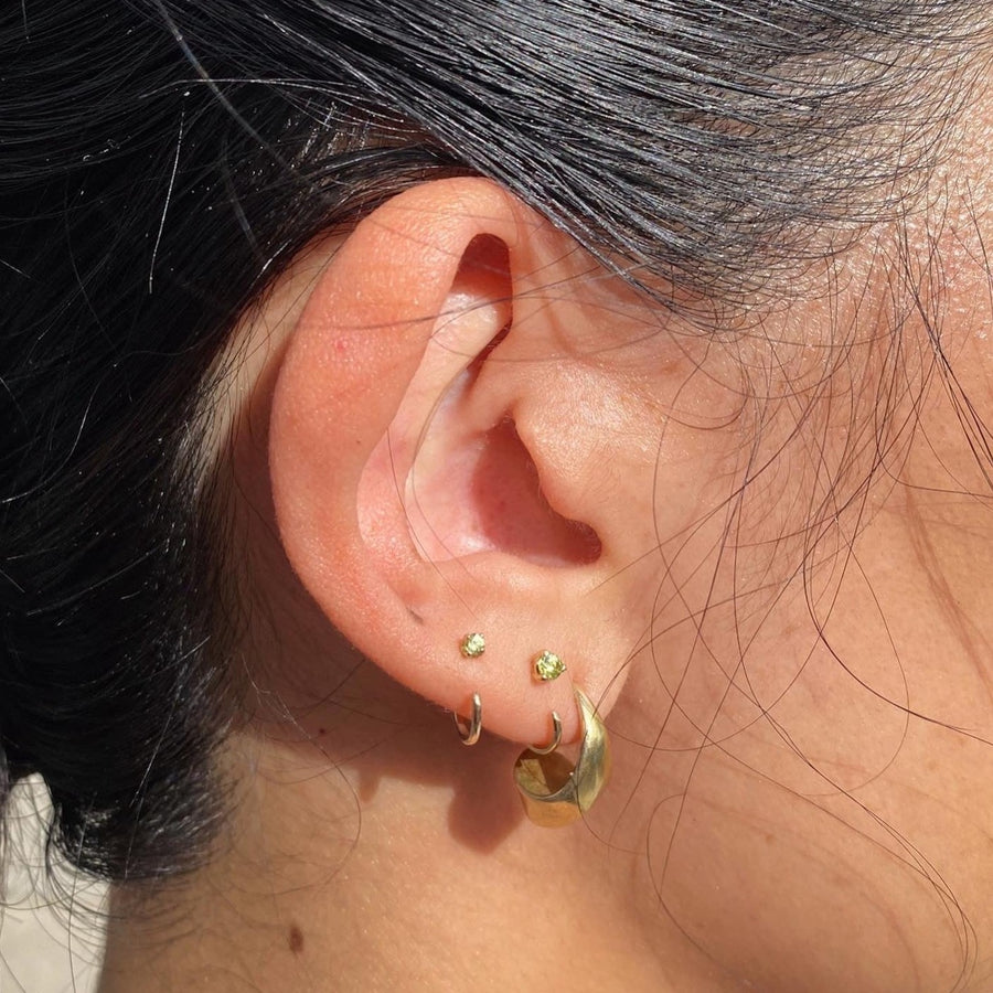 Small Peridot Claw Earring